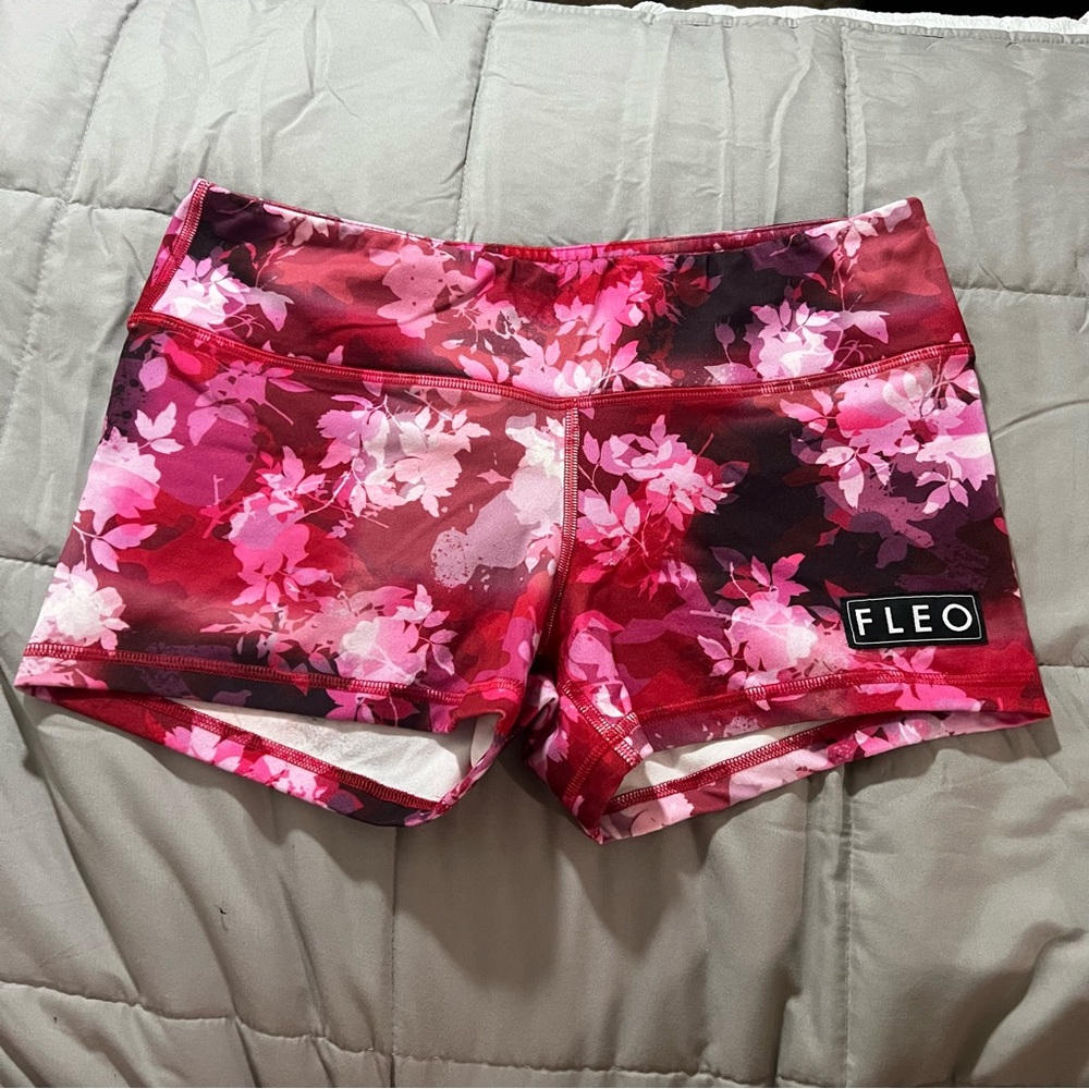 FLEO CROSSFIT WORKOUT SHORTS LARGE pink